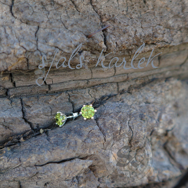 August Birthstone Earrings in Peridot