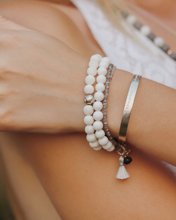 Bandhu Bracelet in White Agate