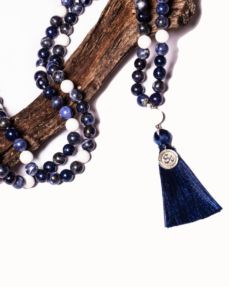 Mala Guru Bead Necklace in White Agate, Sodalite, Lapis Lazuli
