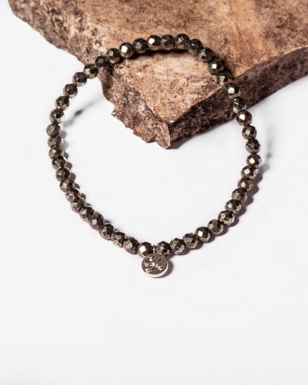 Abhijna Bracelet in Pyrite