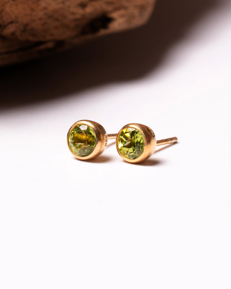 Chakra Studs in Peridot