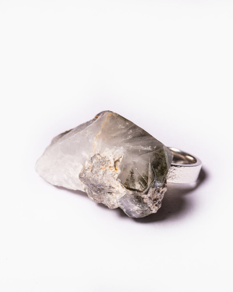Raw Miracles Ring in Milky Quartz and Agate Size 7.5